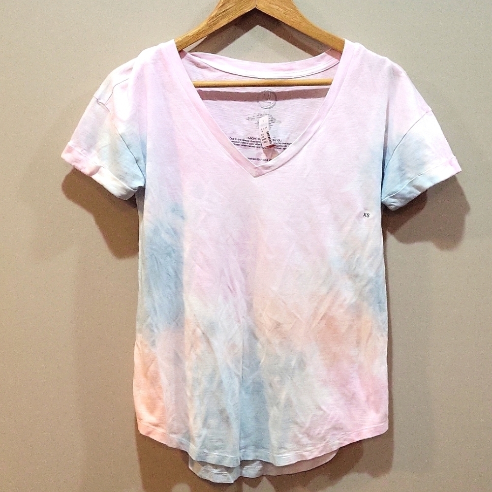 Maurices 24/7 NWT Pastel tie dye tee oversized XS Fits up to medium normally